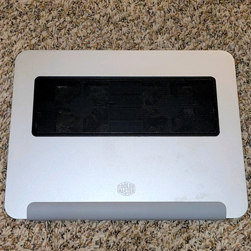 Cooler Master U150R- Cooling laptop holder